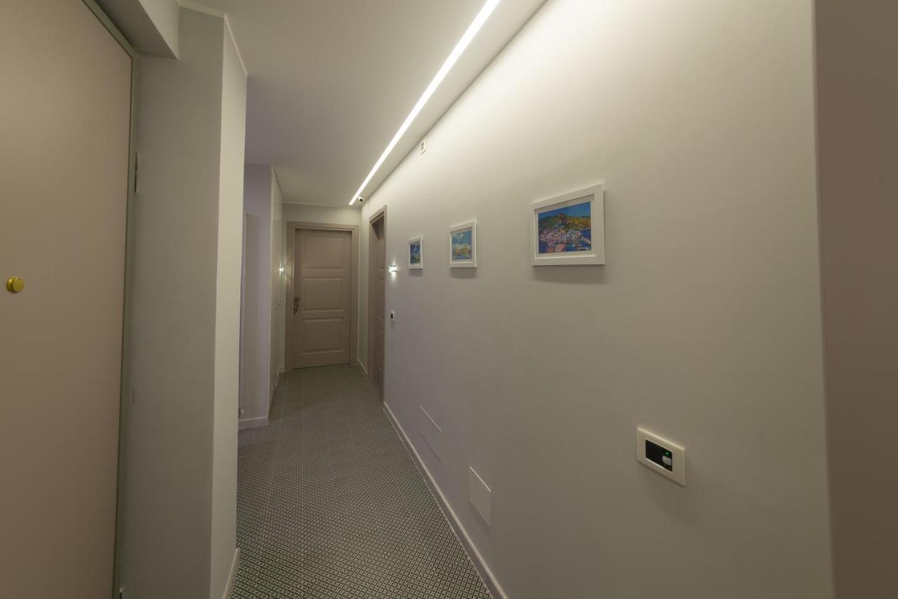 B&B La Piazzetta อีสเกีย ภายนอก รูปภาพ